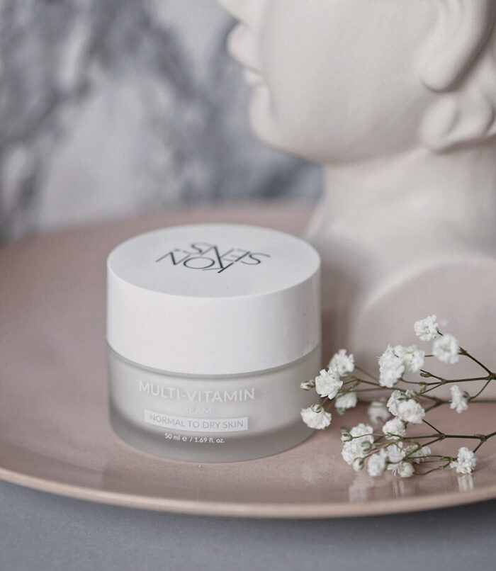 KONSENS Multi-Vitamin Cream – Reichhaltige Creme mit Vitaminen für Feuchtigkeit und Anti-Aging.
