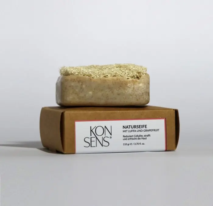 KONSENS Anti-Cellulite Seife – Handgemachte Naturseife mit Luffa und Grapefruitöl.