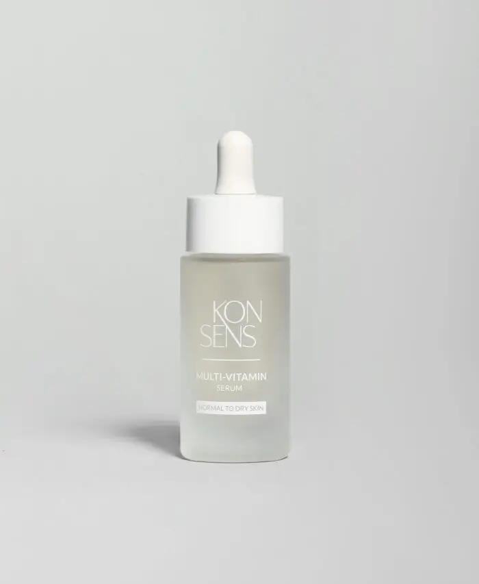 KONSENS Multi-Vitamin Serum – Hydratisierendes Serum für normale bis trockene Haut, mit Vitaminen A, C, E und B5.