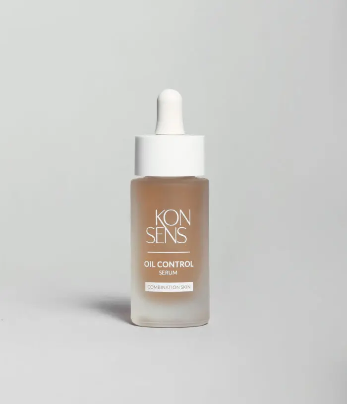 KONSENS Oil Control Serum – Mattierendes Gesichtsserum zur Talgregulierung und Porenverfeinerung.