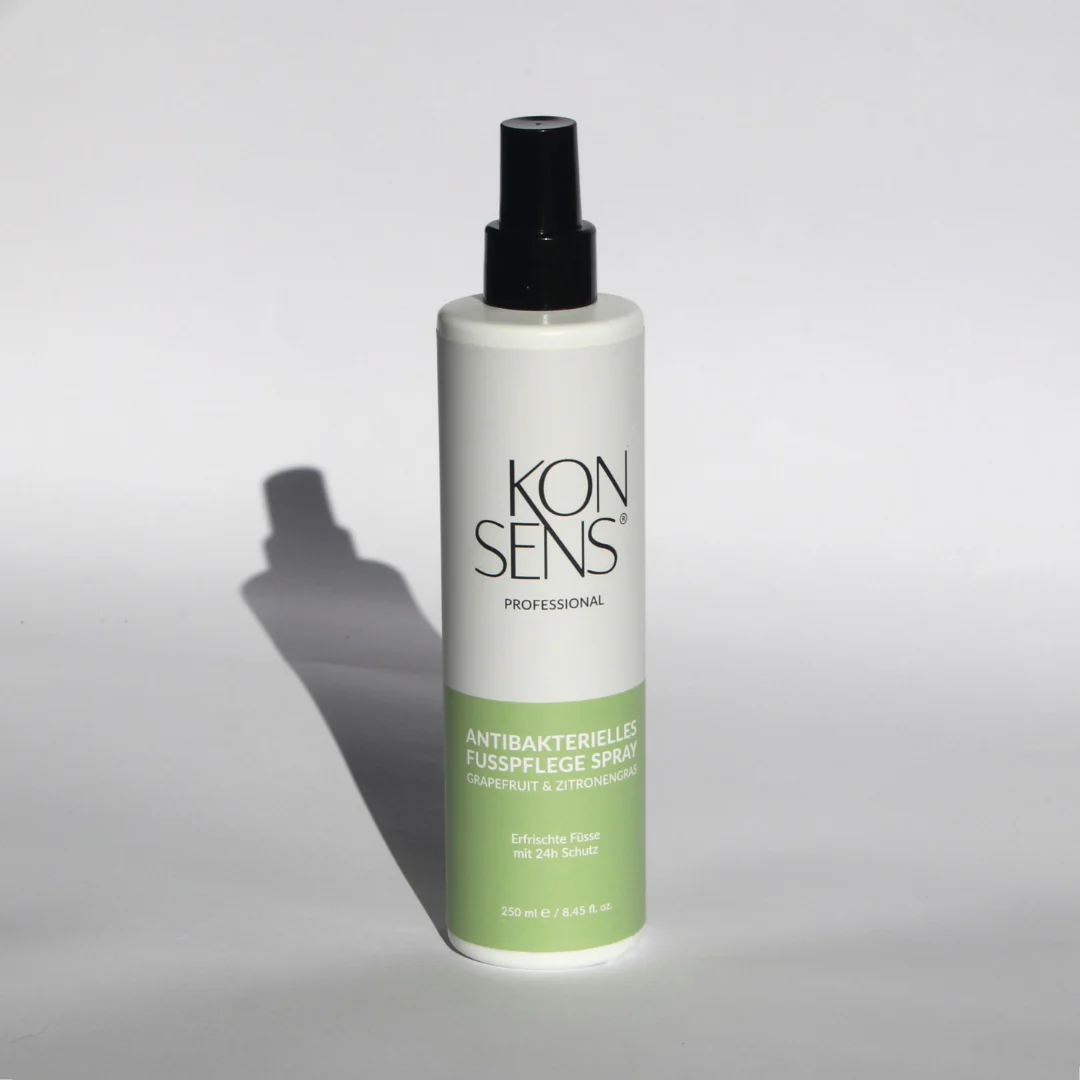 konsens-fussspray.png KONSENS Fussspray 250 ml – Erfrischendes Fussspray gegen Bakterien und Fusspilz